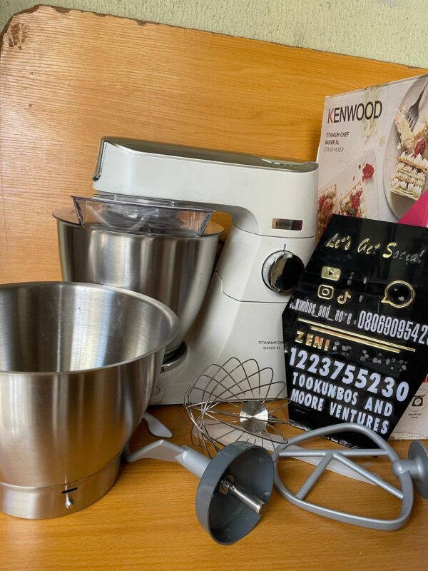 Kenwood Titanium Chef Baker XL Stand Mixer