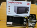 Morphy Richards 20 Litre 800W Manual Silver Microwave oven. 