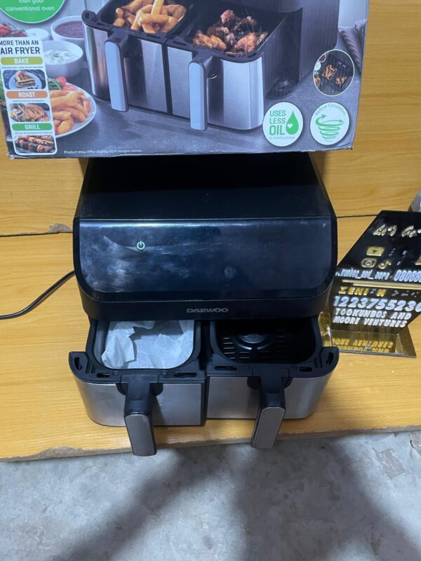 Daewoo Digital Double Drawer AirFryer Family Sized XL 4.5 Litre Draws 1400W 9L