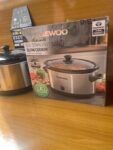 Daewoo 6.5L Slow Cooker – Large Family Size Electric Cooker with Removable Ceramic Pot & Glass Lid, 3 Heat Settings (Low, High, Keep Warm), Energy Efficient, Ideal for Stews & Curries, Black