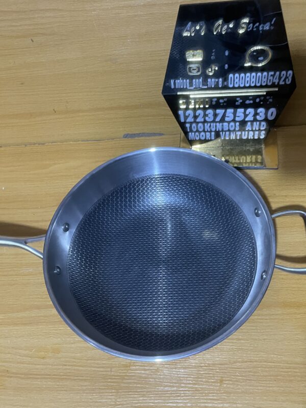 34cm Solid frying pan