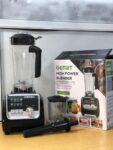 Gemat Commercial Blender-3000w

Gemat Commercial Grinder blender 3000W With Extra Mill JAR is suitable for hard foods and crush even ice block.

 it is specially made for food smoothening and has the ability to crush the seed of tomatoes to fine paste. it can be used for nuts, beans, maize, tomatoes, pepper,