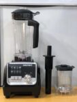 Gemat Commercial Blender-3000w

Gemat Commercial Grinder blender 3000W With Extra Mill JAR is suitable for hard foods and crush even ice block.

 it is specially made for food smoothening and has the ability to crush the seed of tomatoes to fine paste. it can be used for nuts, beans, maize, tomatoes, pepper,