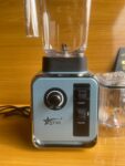 Solid Commercial Blender with Grinder

Winning star 2 in 1 High Powered Multi Purpose Commercial Blender